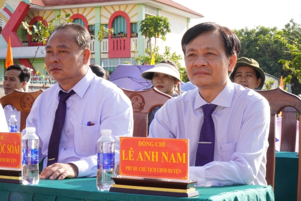 Phú Riềng phát động phong trào xây dựng nông thôn mới nâng cao xã Bình Tân và trồng cây ”đời đời nhớ ơn Bác Hồ”